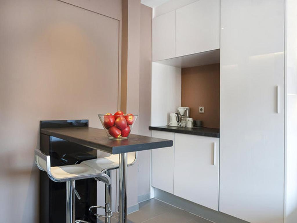 Barcelona Fifteen Central Aparthotel Habitación foto